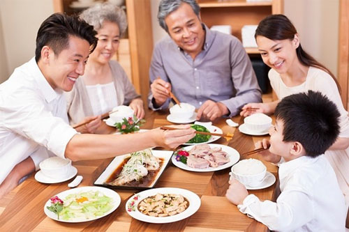 Ăn cơm là thói quen hàng ngày của người Việt, nơi chúng ta cùng nhau ngồi bàn ăn và chia sẻ những câu chuyện cuộc sống. Hãy cùng đến với hình ảnh hấp dẫn của bữa cơm ngon đầy đủ chất dinh dưỡng!